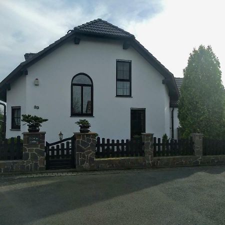 Ferienwohnung Mit Terrasse Грима Екстериор снимка