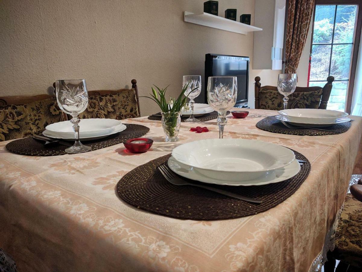 Ferienwohnung Mit Terrasse Грима Екстериор снимка